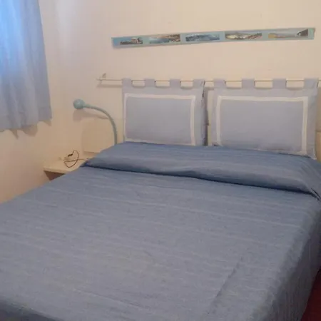 Holiday home Punta Tre Pietre 33 *