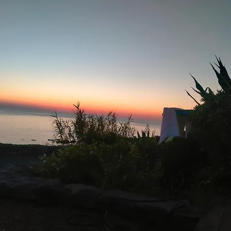 Pantelleria Punta Tre Pietre 33 *