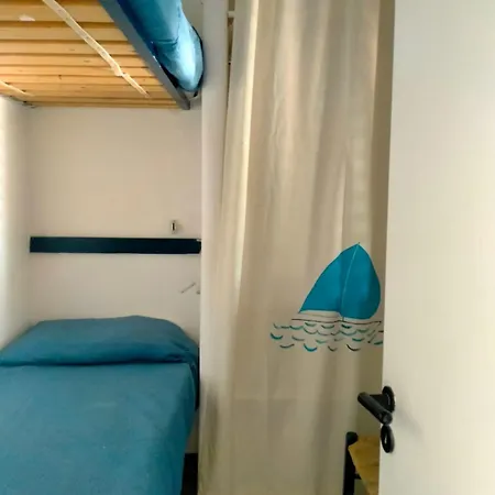 Pantelleria Punta Tre Pietre 33